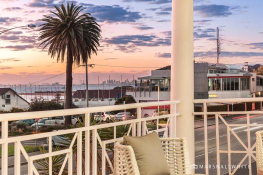 218 The Esplanade, Brighton, Victoria, Australia