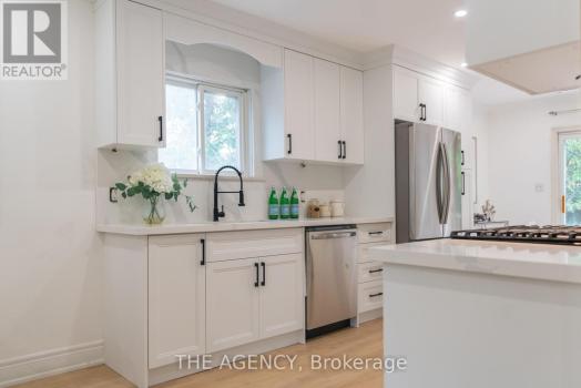 10 Snowden Street M3L1J5 Sl24-14381