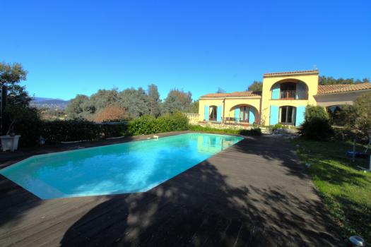 Villa 4/5P Tanneron Land 2800M2 With Swimming Pool