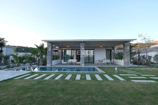 Private Pool Villas With High Ceilings In Gümüşlük, Bodrum