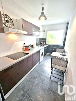 Apartment For Sale In Bayeux, France