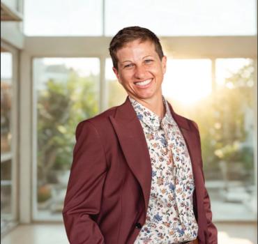 Tara Holcomb profile photo