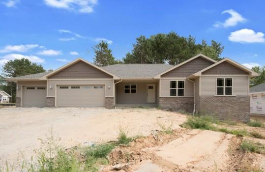 2035 Buckthorn Trail (lot 11 Pine Acres)