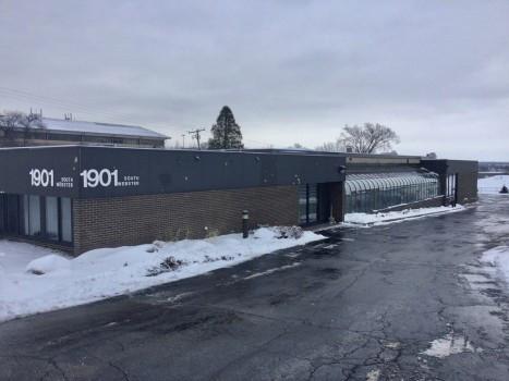 1901 S Webster Ave 11