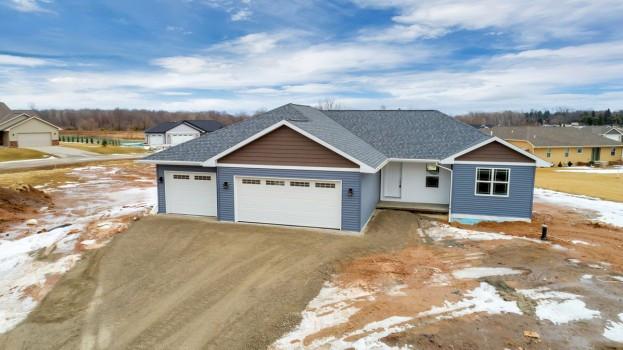 956 Tanglewood Dr (lot 30 River Run)