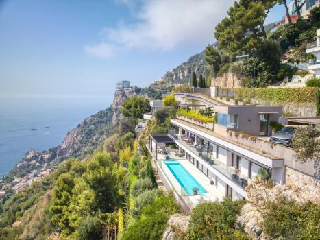 Roquebrune Cap Martin - Contemporary Villa 570 M2 Land 3,780 M2 Heated Pool Garage Parking Spaces