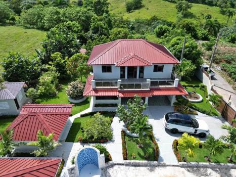  Villa With Ocean View For Sale In Loma Alta, Cabrera Rd 