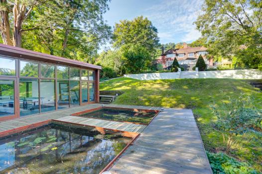 Detached House: For Sale In Brighton