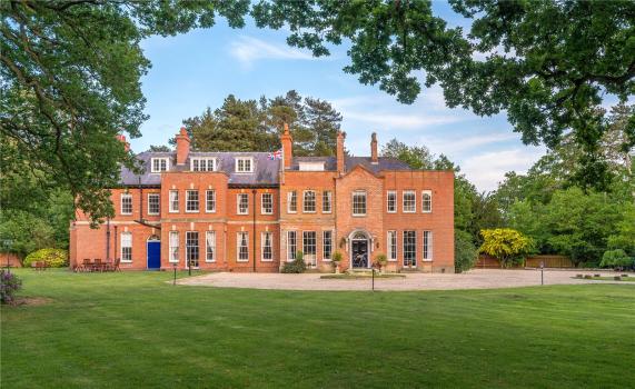Detached House: For Sale In Woodhall Spa