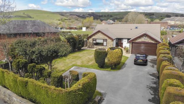 Detached House: For Sale In Bacup