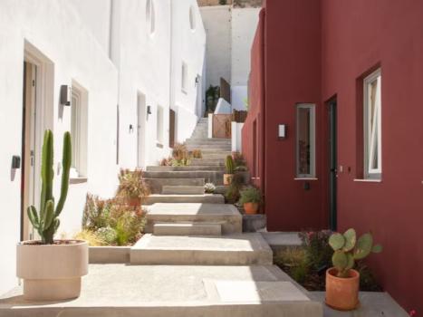Villa With 12 Units Licensed For Local Accommodation (Al) | Arroios