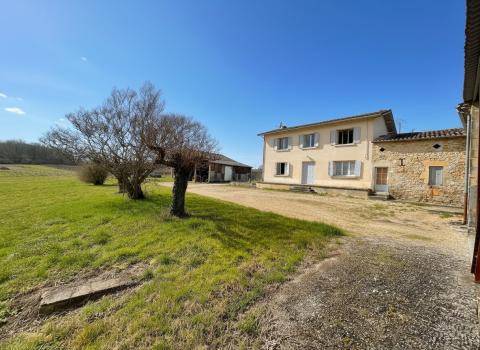 Property For Sale In Pellegrue