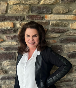 Debra Anne Loggia profile photo