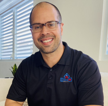 Ivan Rijos Negron profile photo